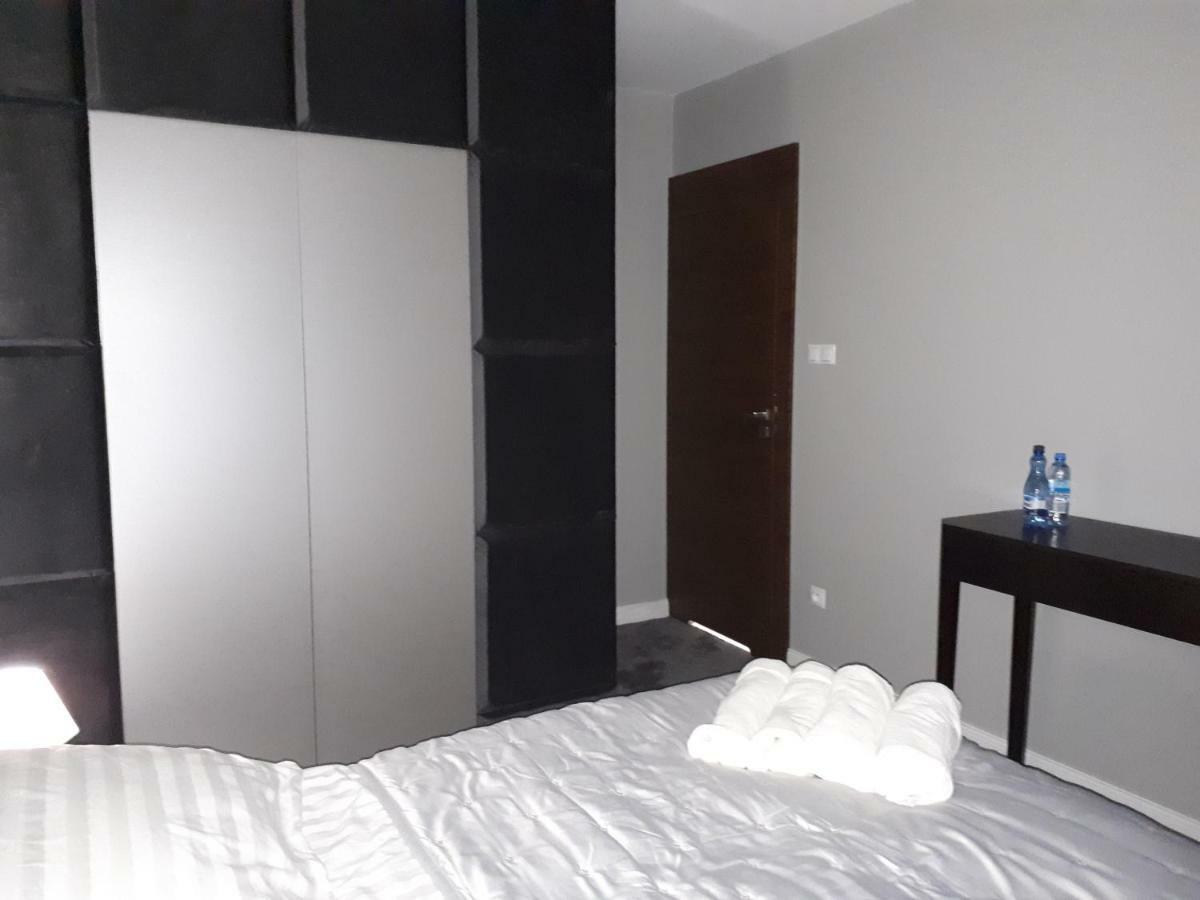 Apartamenty Centrum- Kochanowskiego -Dawniej Two-Bedroom Apartment Zielona Góra Exterior foto